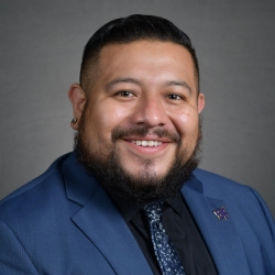 Luis De Paz Fernandez head shot
